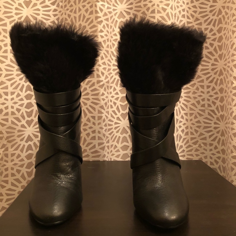 Pour La Victoire Chic Black Leather Fur Trim Boots - Picture 3 of 14